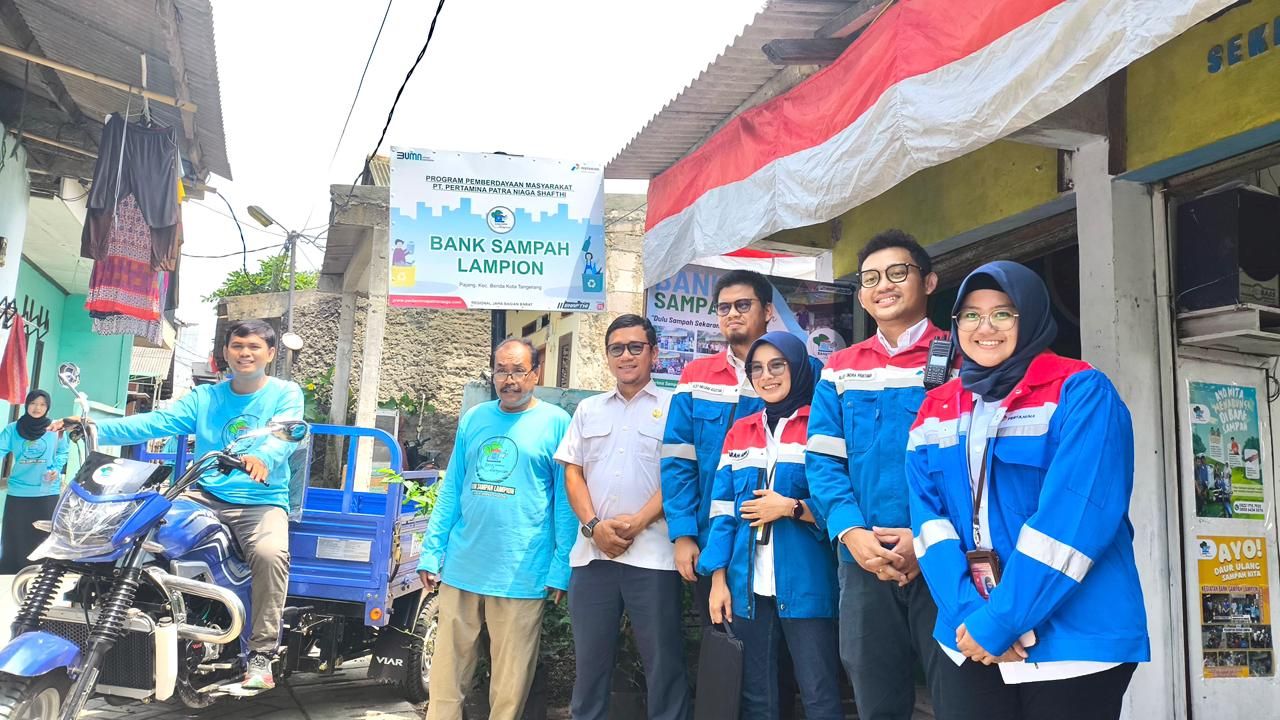 Mantap!! Pertamina Patra Niaga Regional JBB Sukses Jalankan Replikasi Bank Sampah Lampion