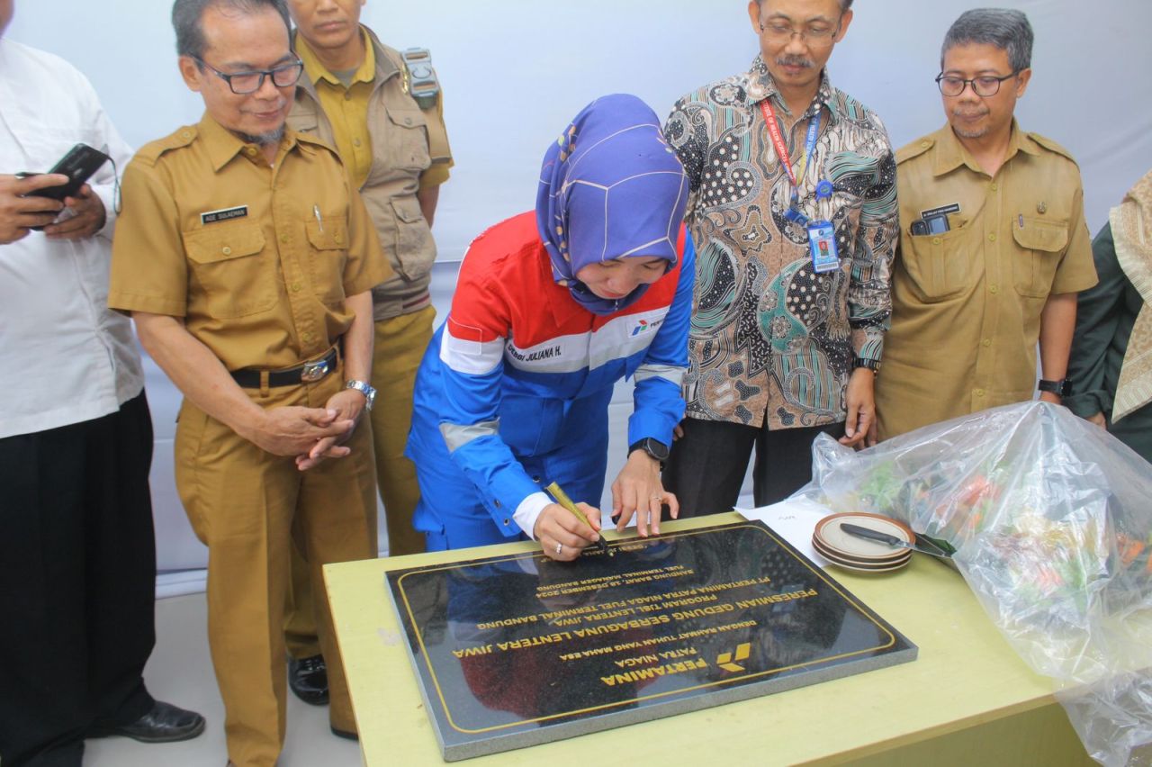 Pertamina Patra Niaga RJBB Resmikan Gedung Serbaguna Lentera Jiwa di Desa Pangauban