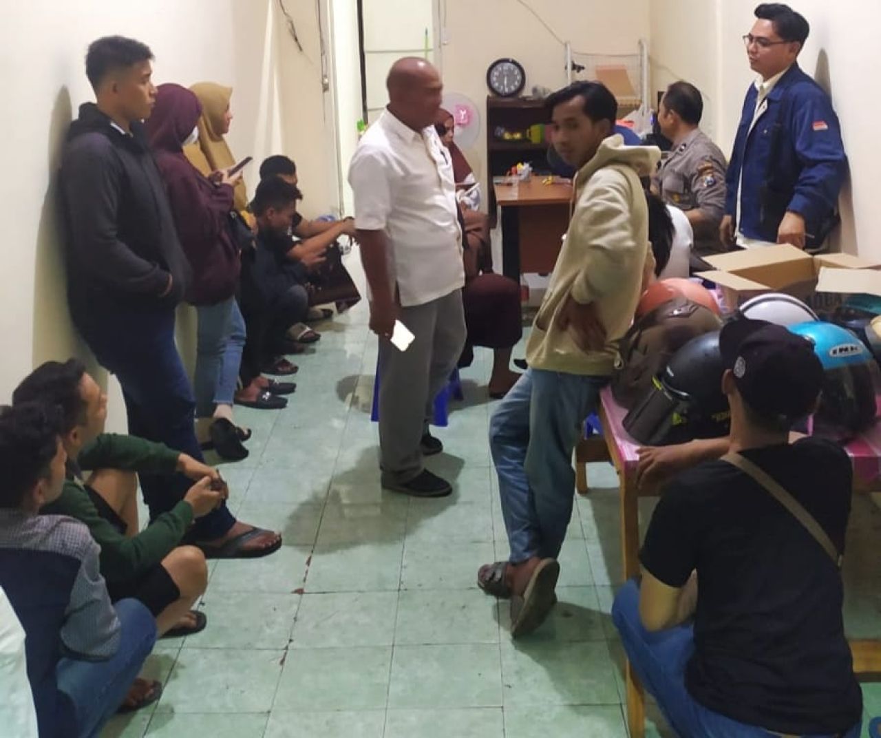 sejumlah korban penipuan dan penggelapan rekrutmen PT INACO geruduk CV OS