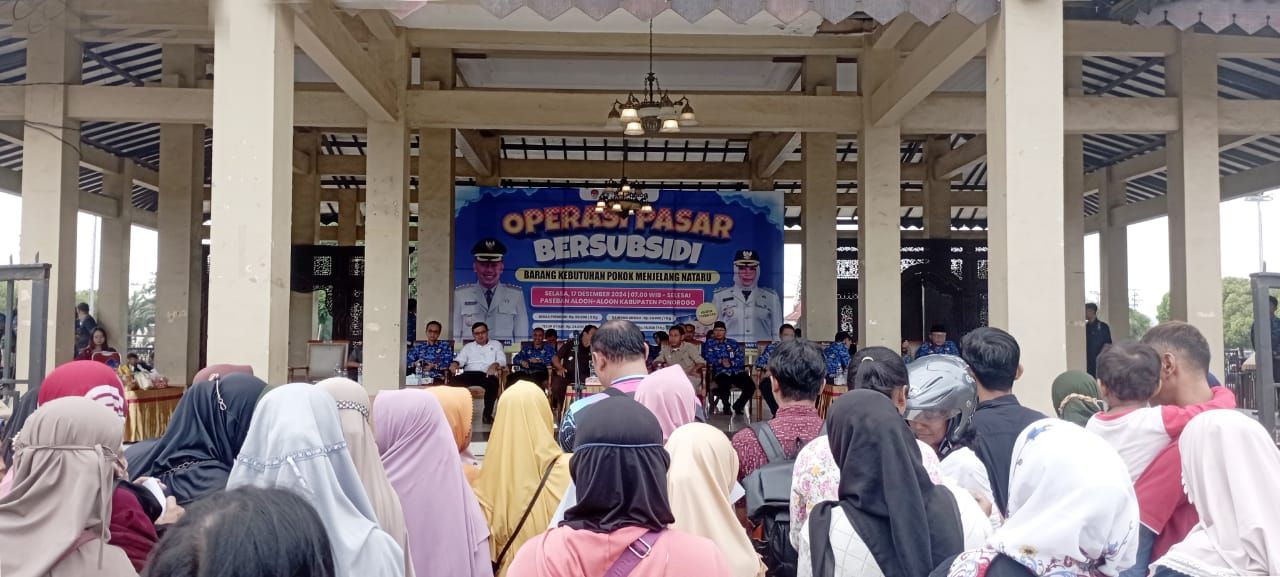 Pemkab Ponorogo Gelar Operasi Pasar Bersubsidi Siap Hadapi Natal dan Tahun Baru 2025