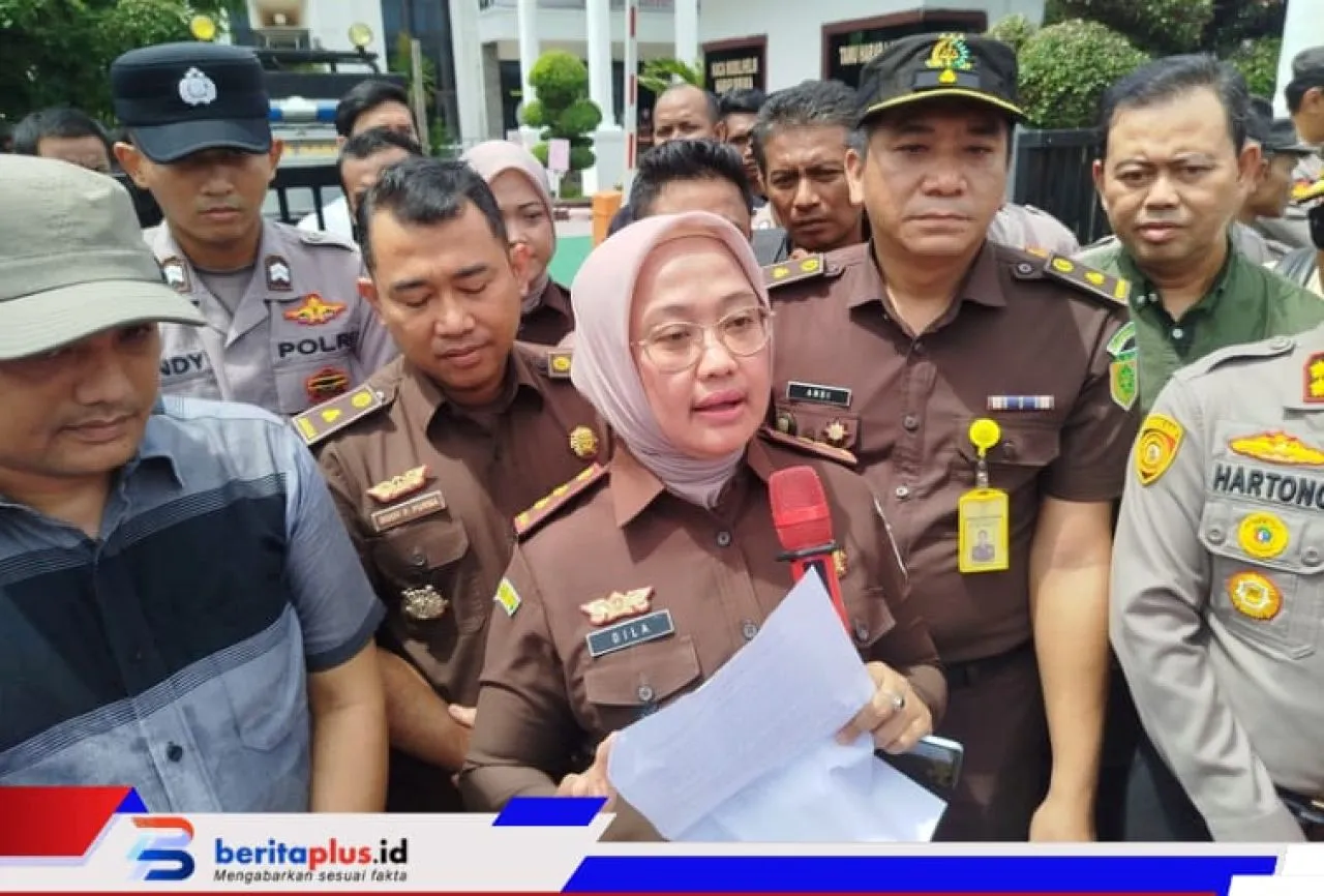GAIB Sampang Kepung Kejari, Tuntut Ketegasan Kasus Dugaan Penggelapan Pajak Rp3,3 Miliar di RSMZ