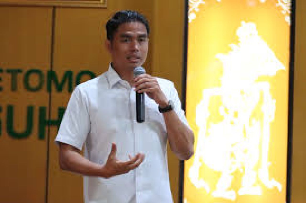 AKBP Charles P Tampubolon