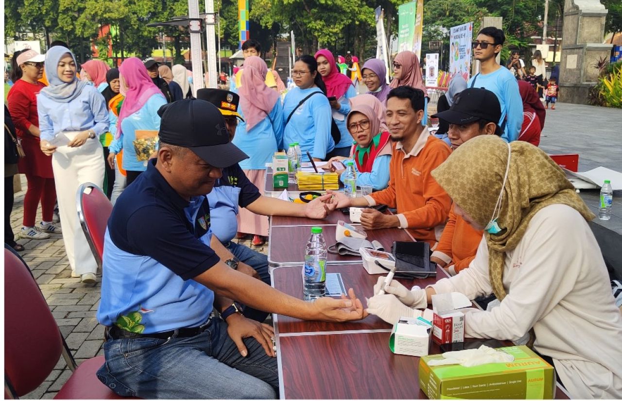 "PERSAGI" Gelar Senam dan Konsultasi Gizi Gratis di Alun Alun Jombang