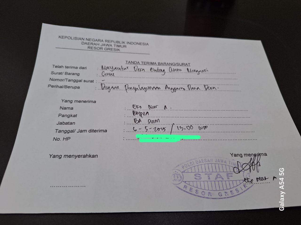 Tanda terima petisi warga Gadingwatu