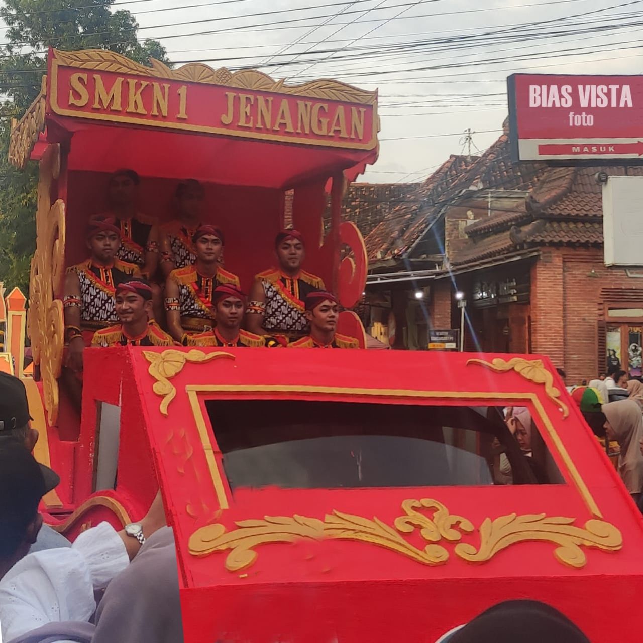 STMJ Meriahkan Pawai Lintas Sejarah Komitmen Lestarikan Budaya Ponorogo