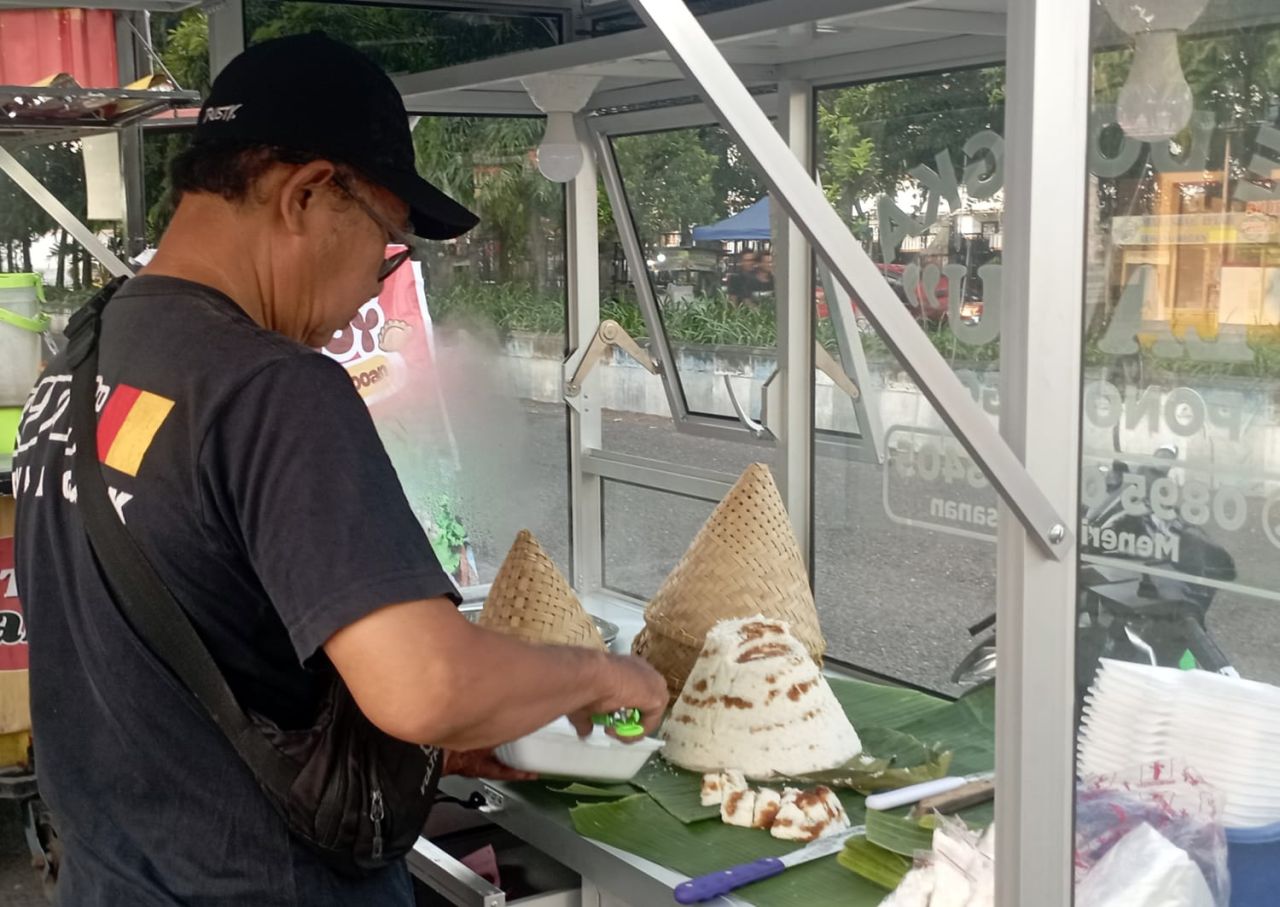 Halo Kuliner Ponorogo, Kue Dongkal Kini Hadir Bisa Dinikmati di Ponorogo