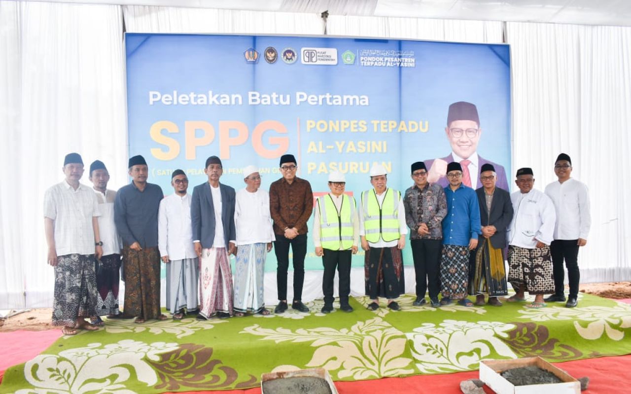 Muhaimin Iskandar Menko PM usai letakkan batu pertama pembangunan SPPG di Ponpes Al-Yasini