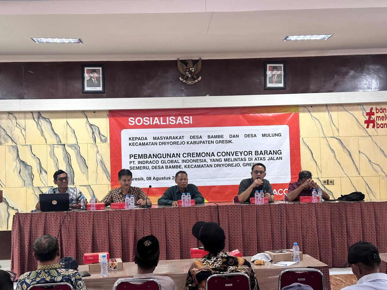 Camat Driyorejo sampaikan pesan pada sosialisasi pembangunan cremona