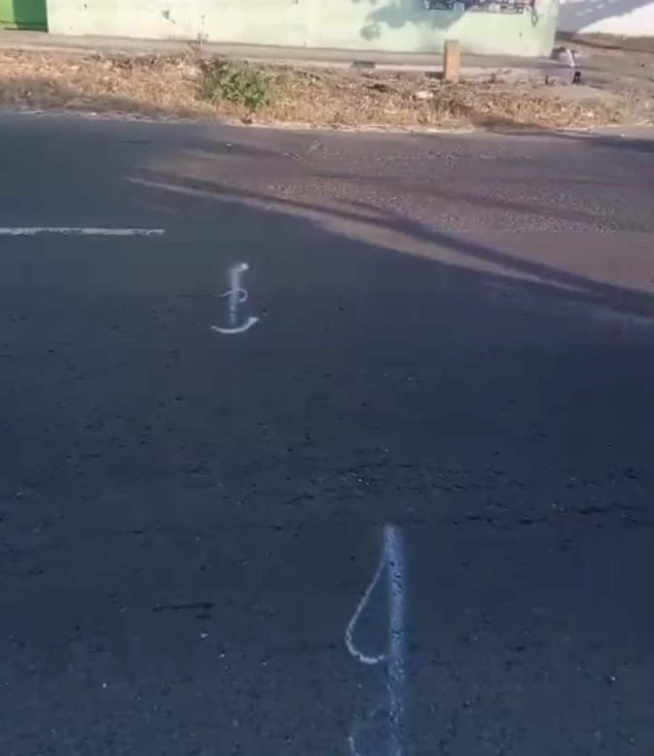 Tanda laka lantas di jalan raya Gantang Desa Boboh, Kecamatan Menganti(ist)