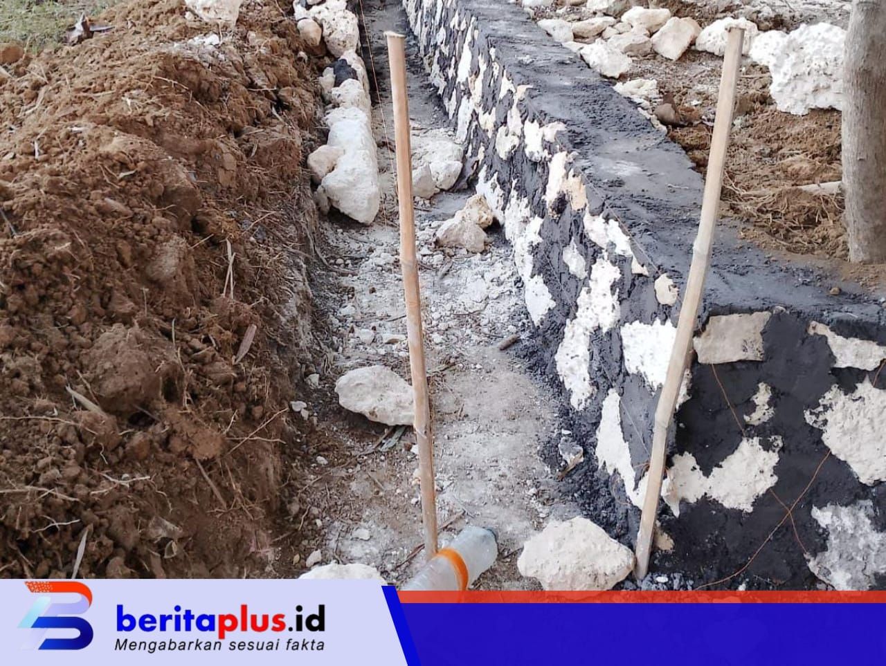 Proyek irigasi P3A Reena Putri di Desa Komis