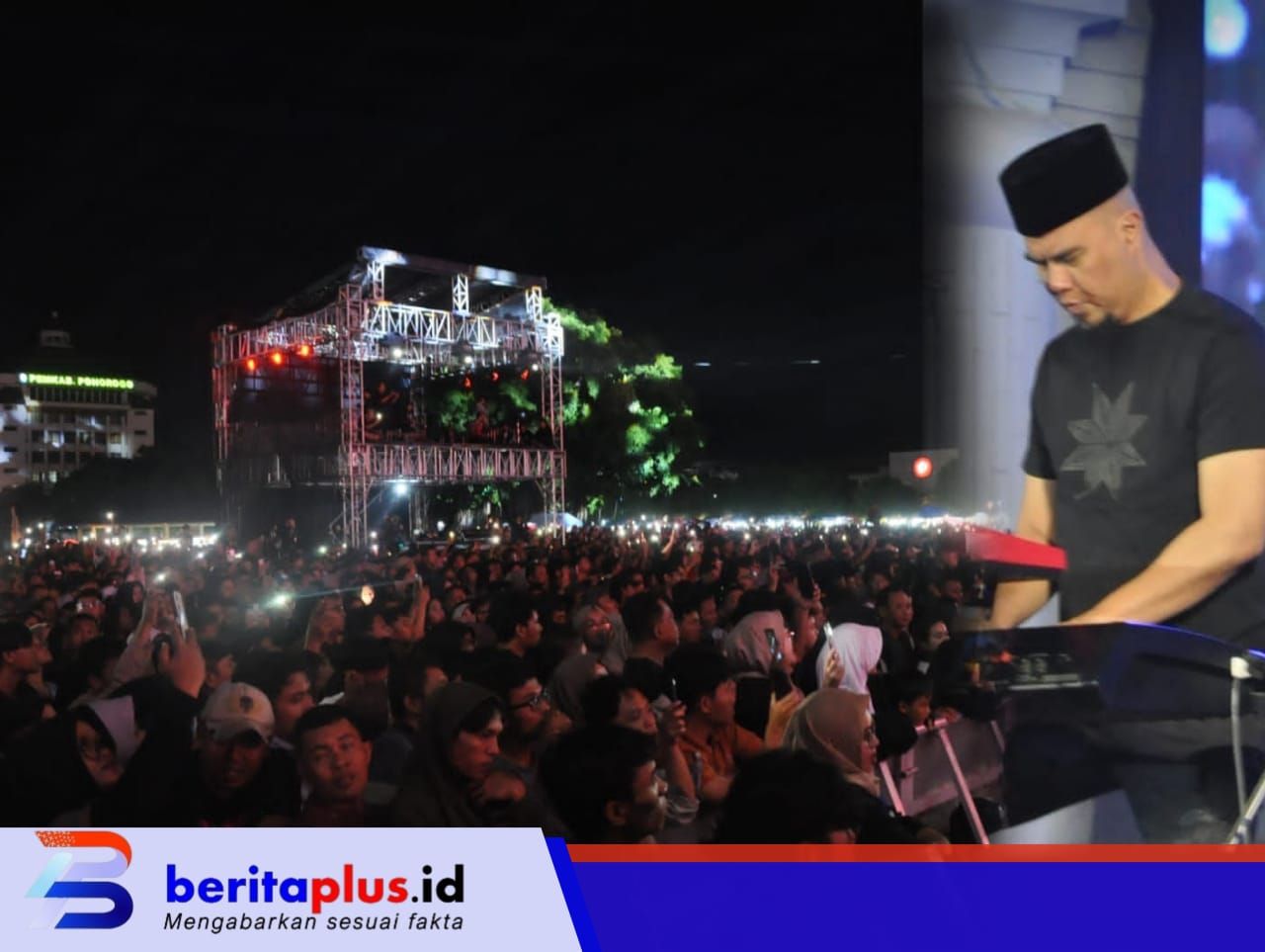 Ribuan Penonton Histeris Dewa 19 Tampil di Aloon-Aloon Ponorogo