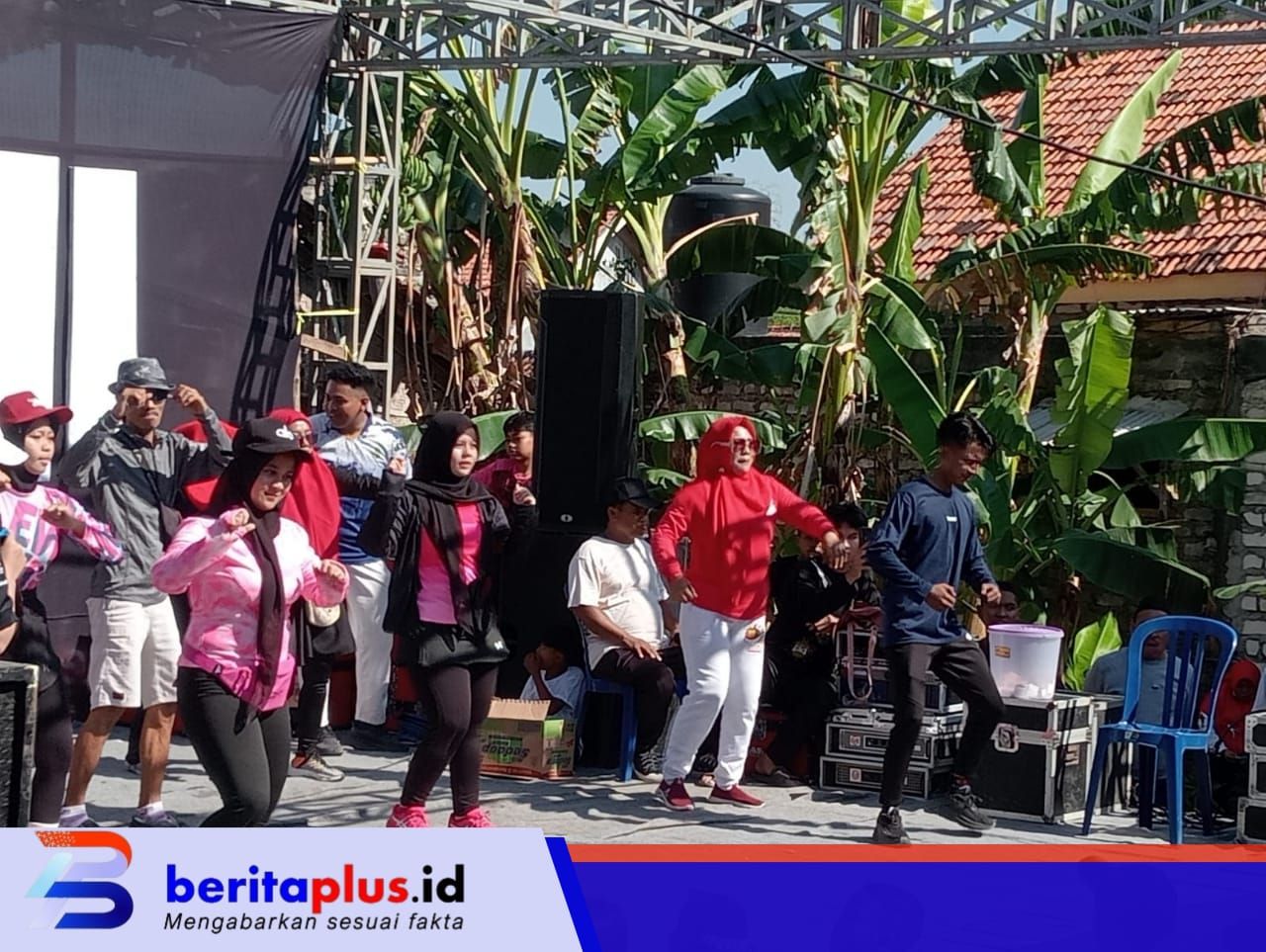 Kampung Glisgis Menyala: Antusiasme Warga Ikut JJS dan Senam Bersama