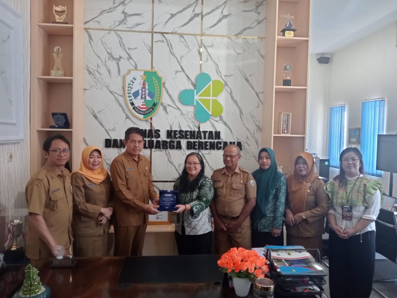 Sinergi Dinkes KB Sampang–Project HOPE Turunkan Angka Kematian Ibu dan Bayi