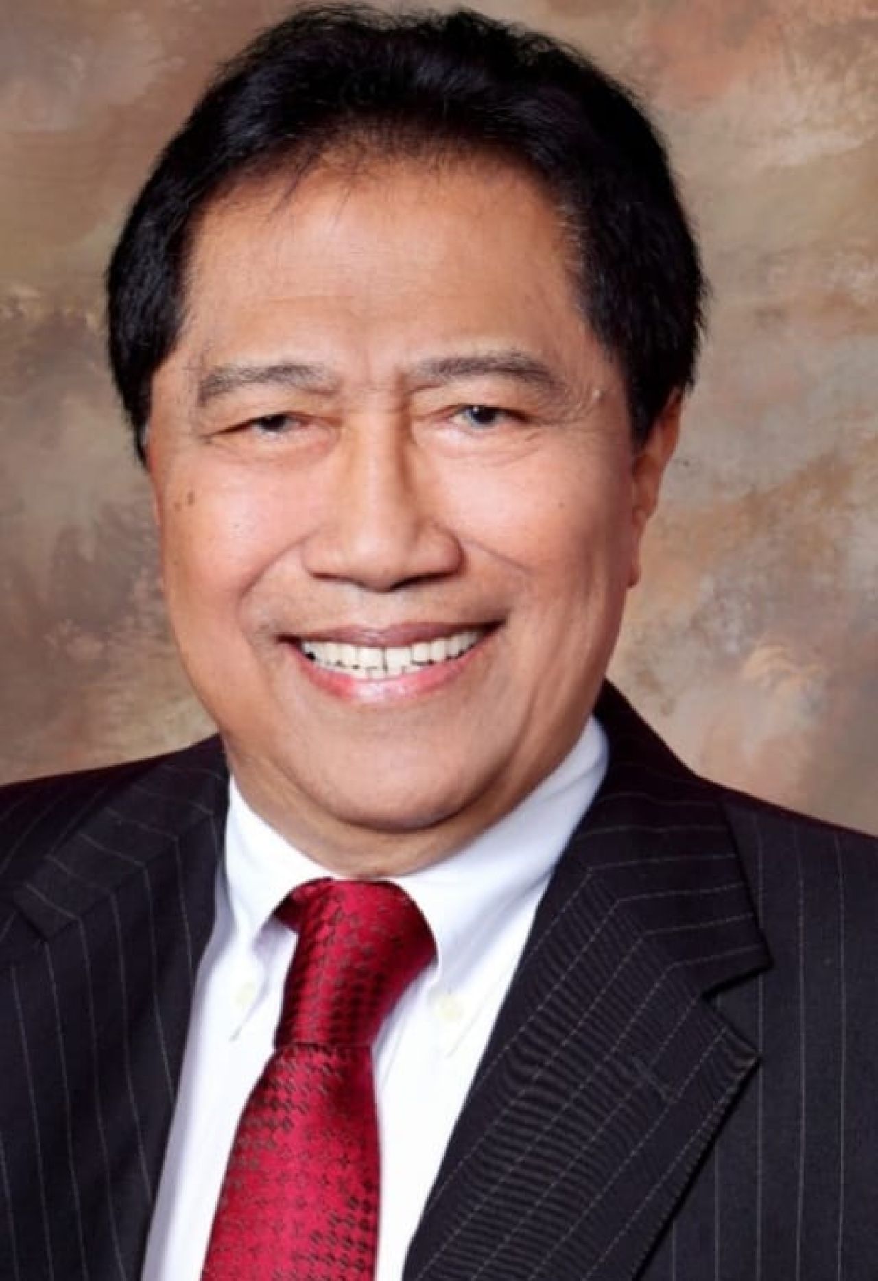 Dr. Transtoto Handadhari