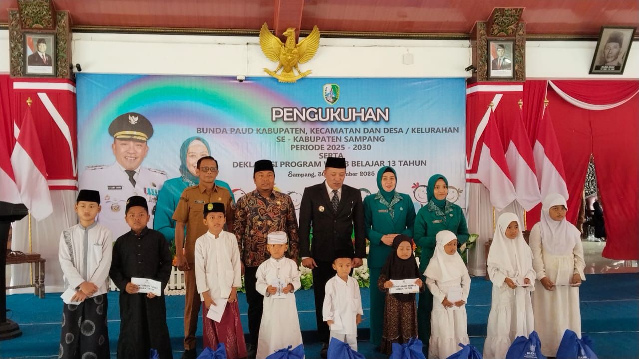 Bupati Sampang Kukuhkan Bunda PAUD, Tegaskan Pentingnya Wajib Belajar 13 Tahun