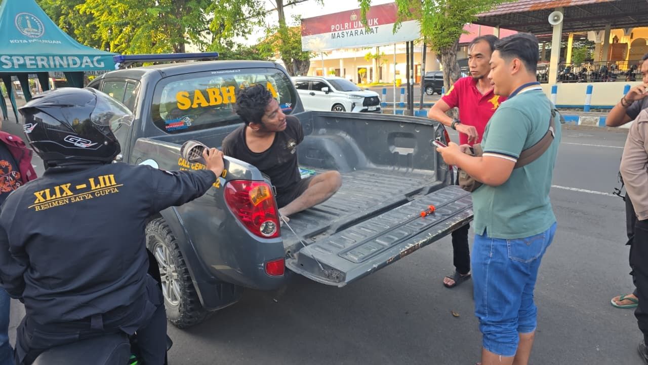 Pelaku pencurian ban serep diamankan petugas dari amuk massa