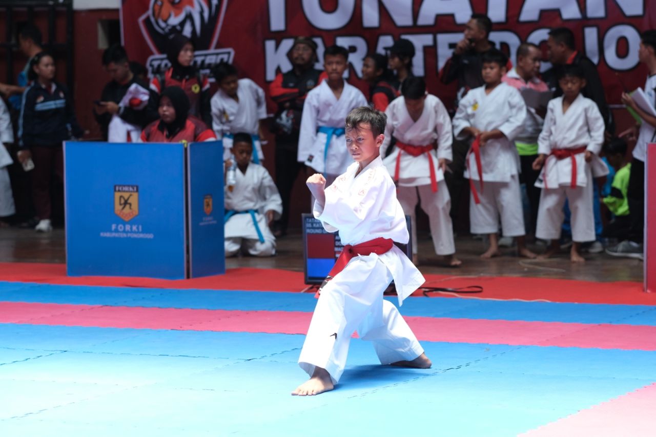 1.200 Atlet Ramaikan Festival Karate Championship Piala Dandim Ponorogo