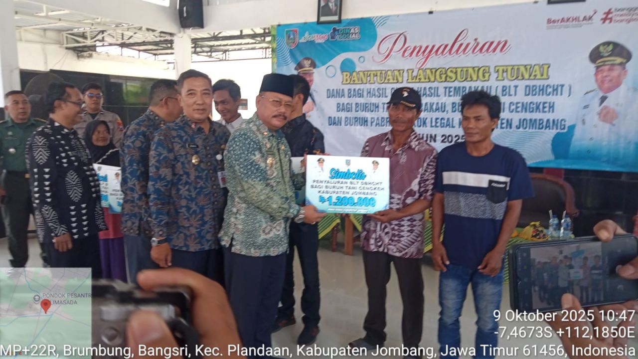 Pemerintah Kabupaten Jombang Salurkan BLT DBHCHT untuk Buruh Tani dan Pekerja Rokok Legal