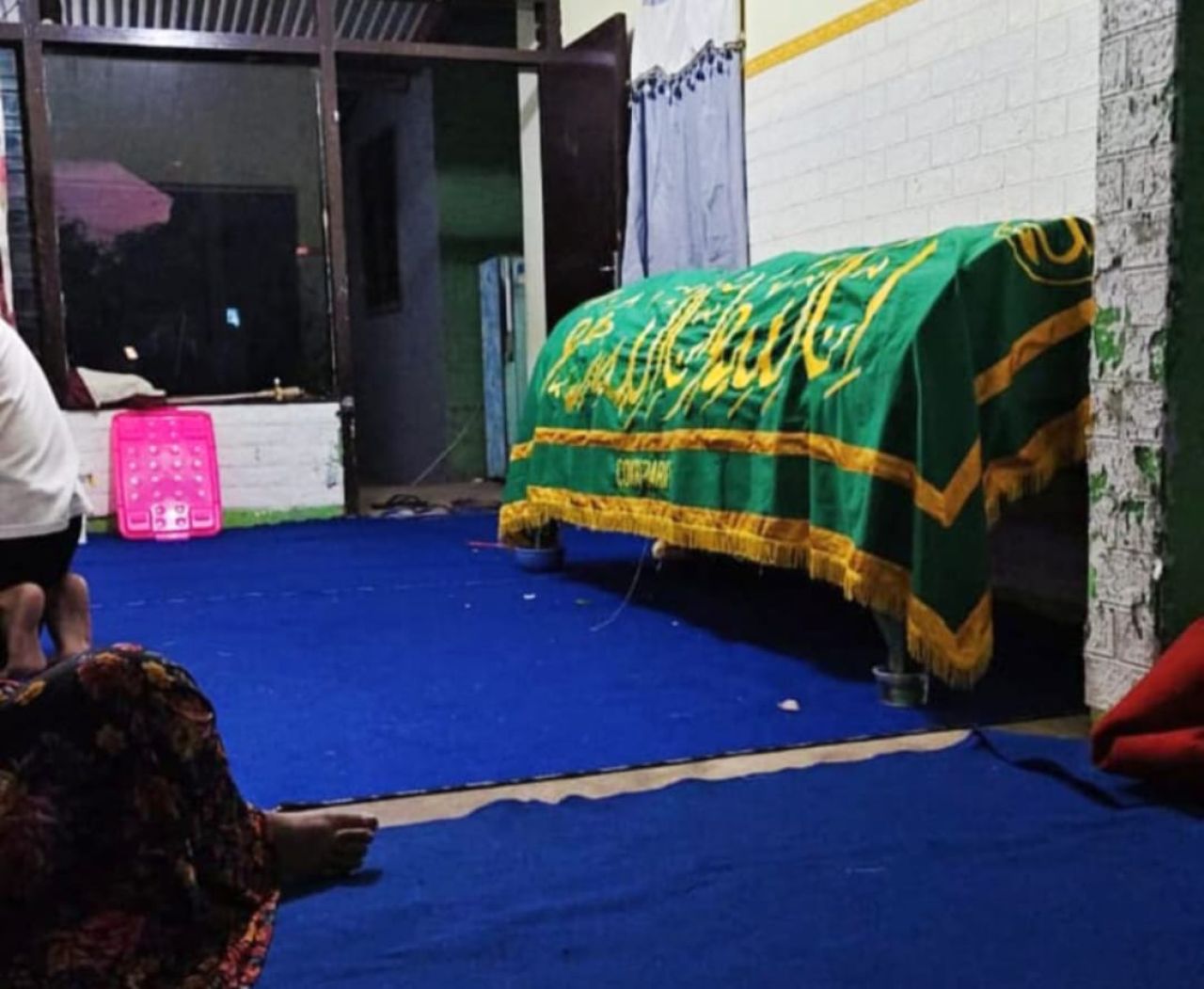 Salah satu jenazah korban diduga meninggal usai pesta miras oplosan