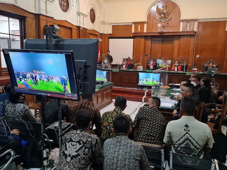 Sidang di PN Surabaya