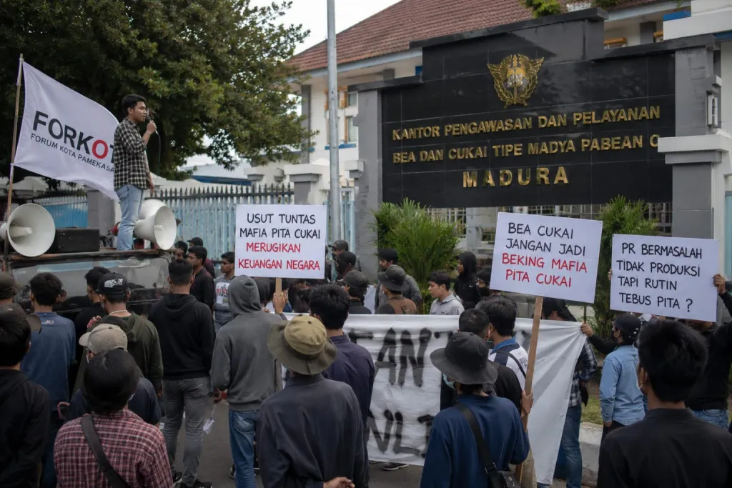 Forkot Siapkan Aksi di Bea Cukai Madura, Pengusaha Sumenep Inisial R Diduga “Ternak Pita”