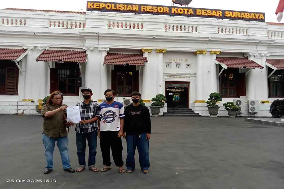 Penonton Balapan Sepeda Onthel di Kenjeran Dibacok, Korban Didampingi Dodik Firmansyah Lapor Polrestabes Surabaya