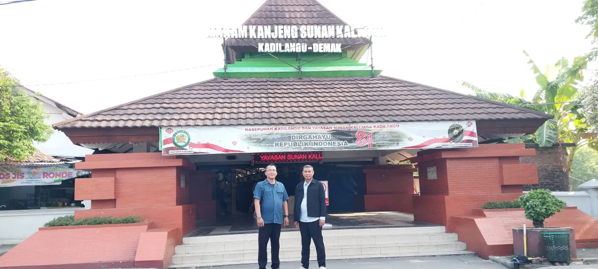 Pengurus DPP Lawyer Legal Silaturahmi ke DPD Jateng, Lanjut Ziarah ke Makam Sunan Kalijaga