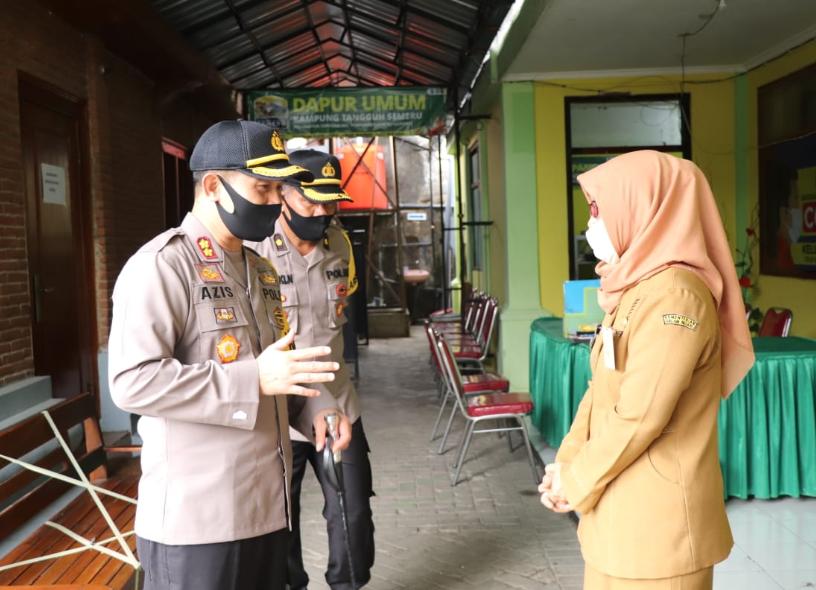 Kapolres Ponorogo AKBP Mochamad Nur Azis, SH, S.I.K, MSi bersama rombongan tinjau Pilot Project Kampung Tangguh Semeru Kabupaten Ponorogo 