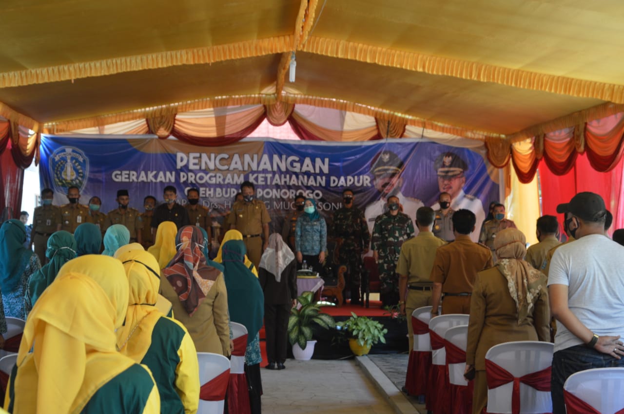 Dandim 0802 Ponorogo saat menghadiri Pencanangan Gerakan Ketahanan Dapur