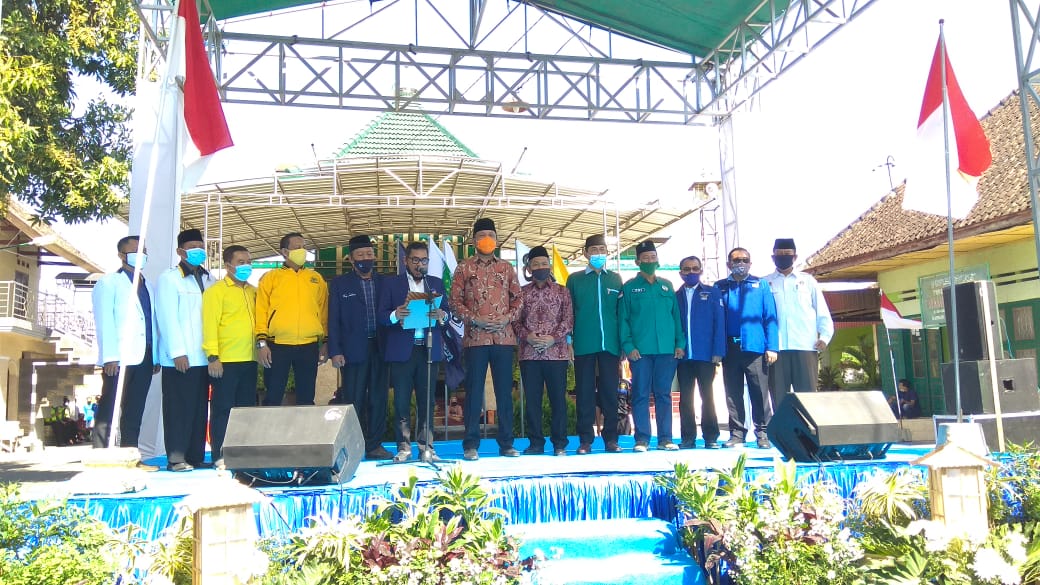 Deklarasi Pasangan Ipong-Bambang Yang Didukung Koalisi 6 Partai