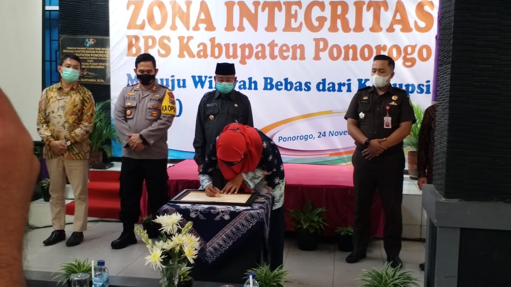 BPS PONOROGO MENCANANGKAN ZONA INTEGRITAS MENUJU WILAYAH BEBAS KORUPSI
