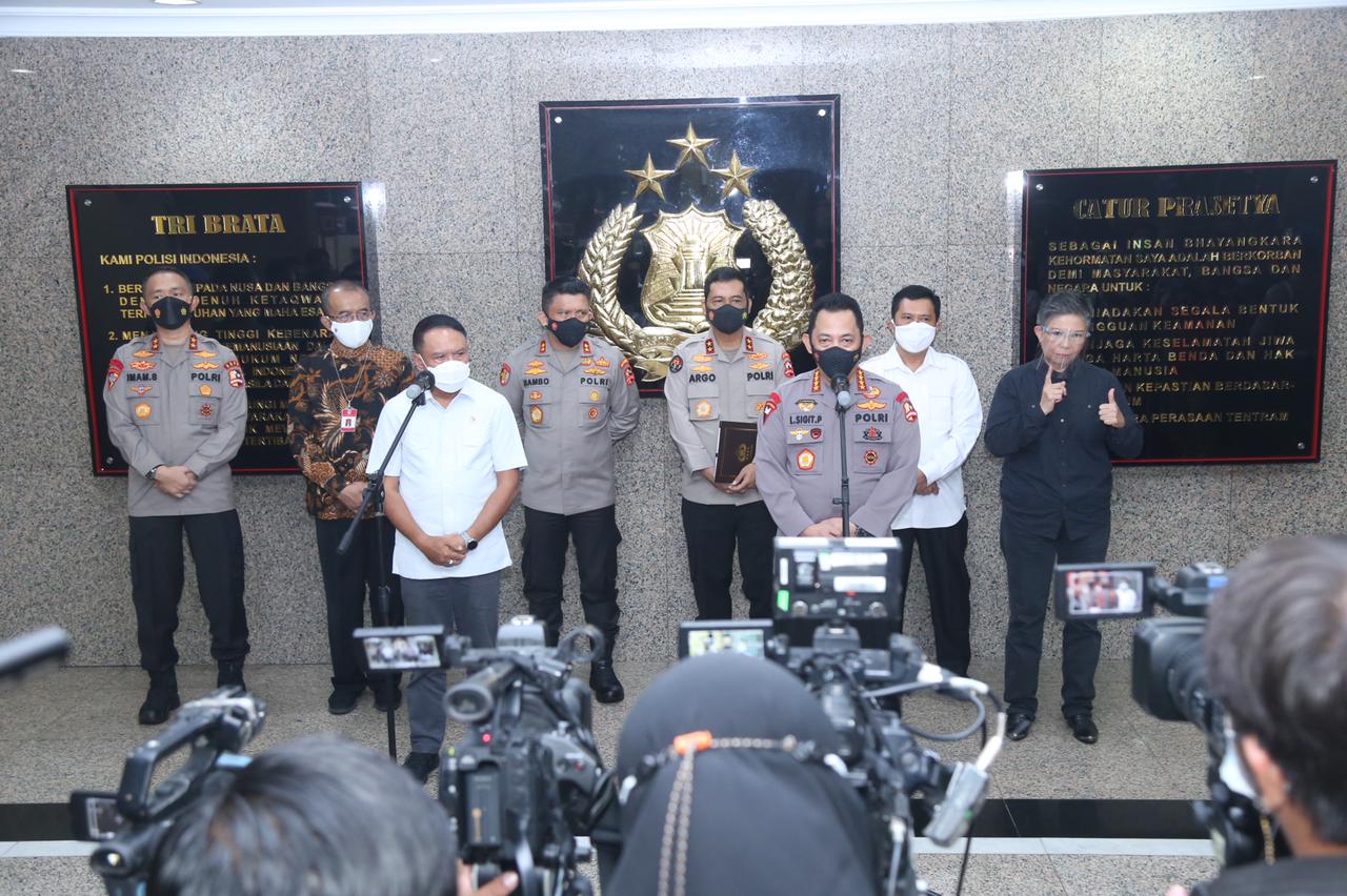 Kompetisi Sepak Bola Diizinkan, Kapolri Ingatkan Komitmen Prokes