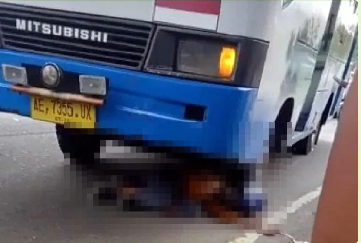 Lakalantas di ponorogo. Tragis nasib pengendara motor