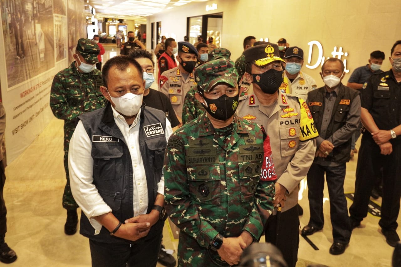 Forkopimda Jatim Sidak Tunjungan Plaza Untuk Pastikan Prokes COVID 19