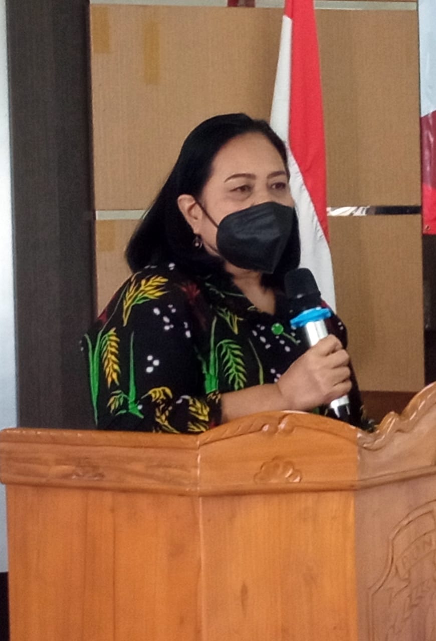 Kepala Dinas Pendidkan, Ir. Endang Retno Wulandari, M.M