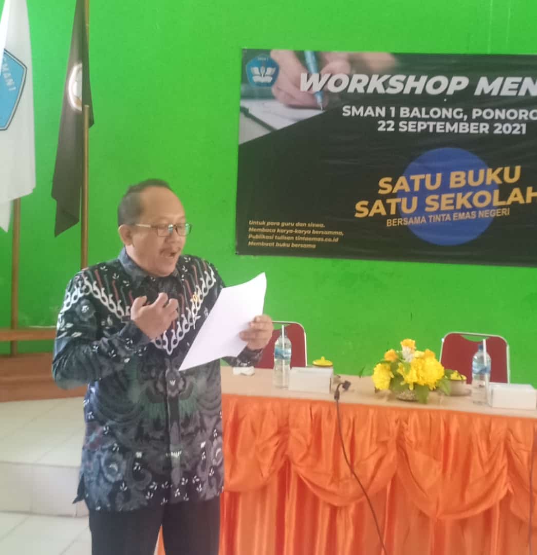 Kepala Sekolah SMAN 1 Balong Mursid, S.Pd, M.Pd