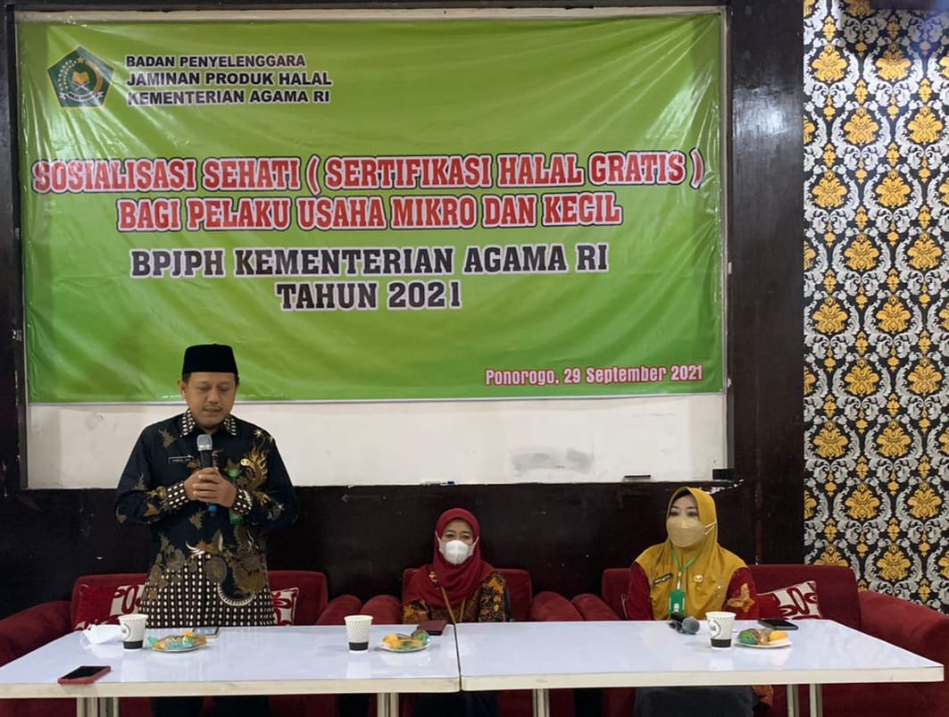 Kepala Kemenag Syaikhul Hadi saat membuka acara