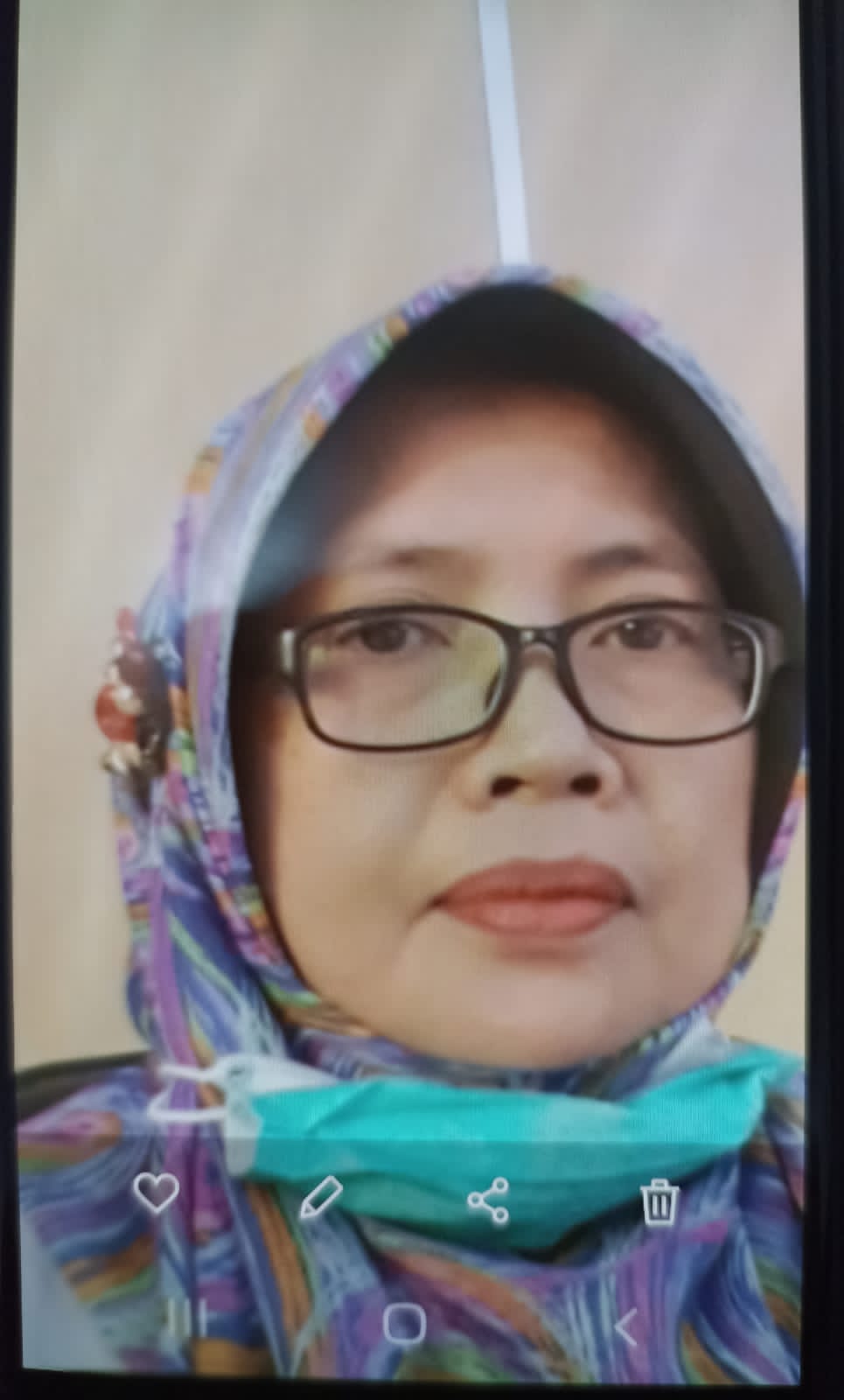 Farida Hanim Handayani, S.Pd, M.Pd Kepala Sekolah SMKN 2 Ponorogo