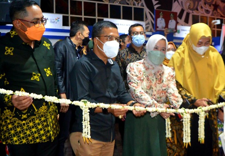 Prosesi pembukaan expo di JTP 3 Kota Batu oleh Wakil Walikota Batu