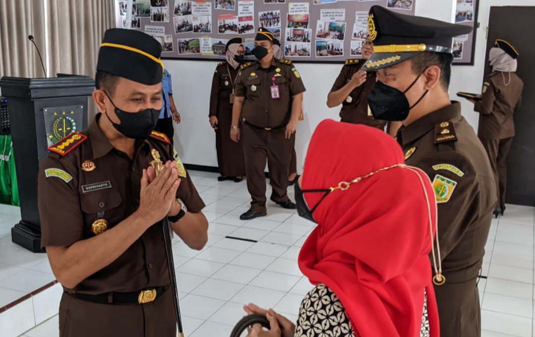Prosesi Sertijab Kasipidum di Aula Kejari Kota Batu