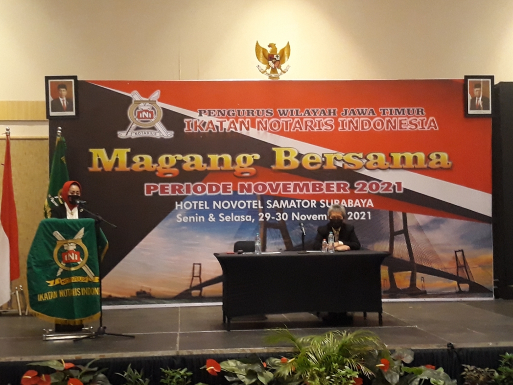 Ketuwil Jatim INI, Siti Anggraeni Hapsari saat memberikan sambutan Magang Bersama