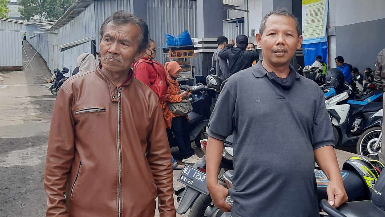 Pedagang Pasar Besar Batu, Alianto bersama Mat Mujaeri