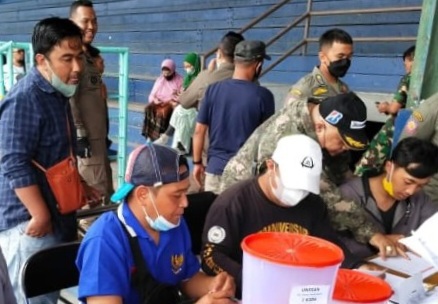 Pembagian bedak para pedagang Pasar Besar Batu