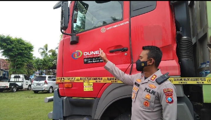 Truk Tabrak Lari di Tol KM 622 + 200 A Saradan tertangkap
