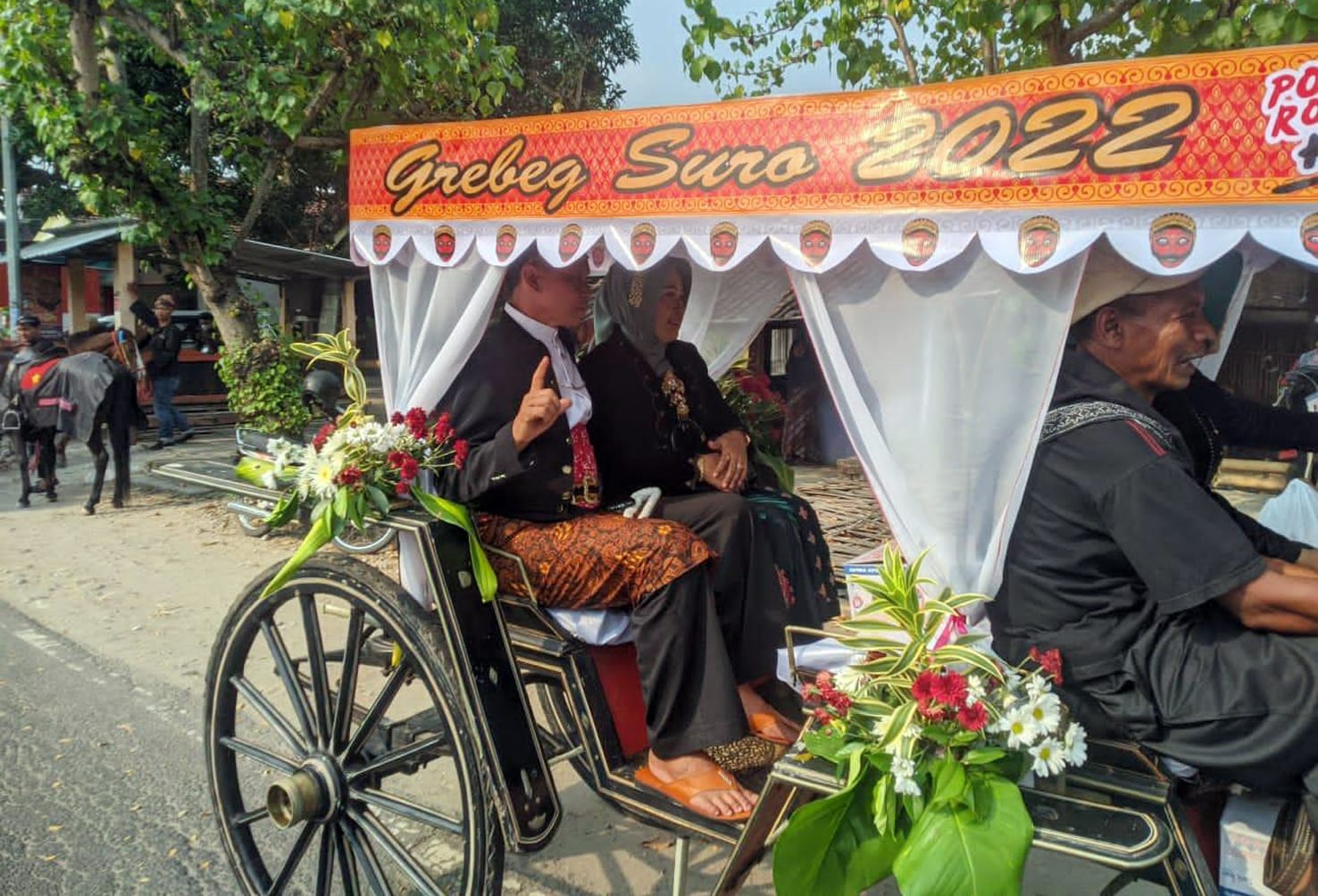 Kepala PUDAM Ponorogo Lardi, ST beserta istri