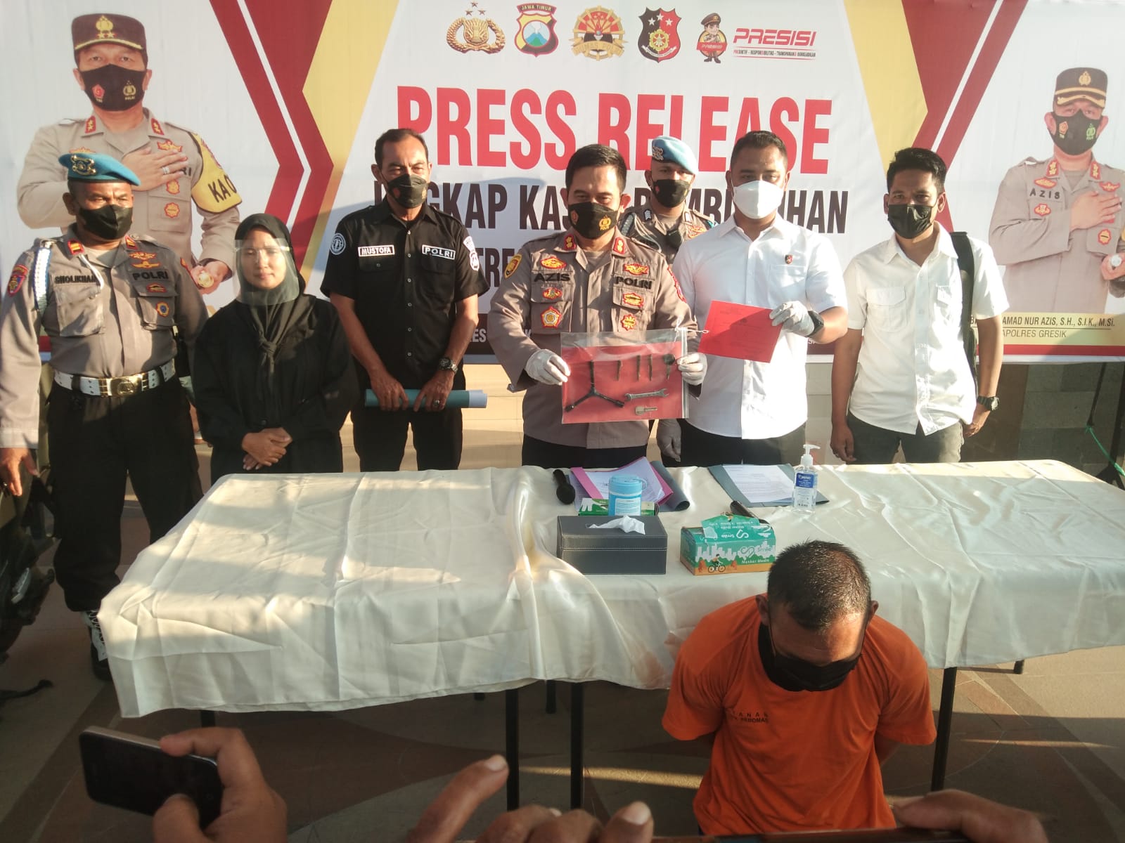 Kapolres Gresik AKBP Mochamad Nur Azis