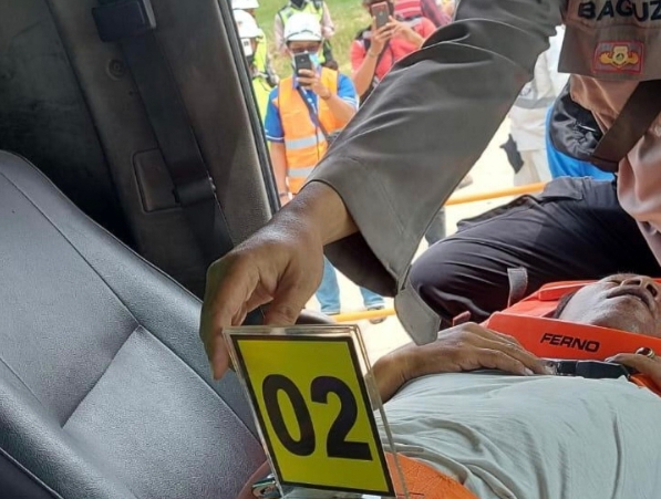 Jenazah saat di TKPSopir Truk Mati  Area Smelter Freeport Gresik