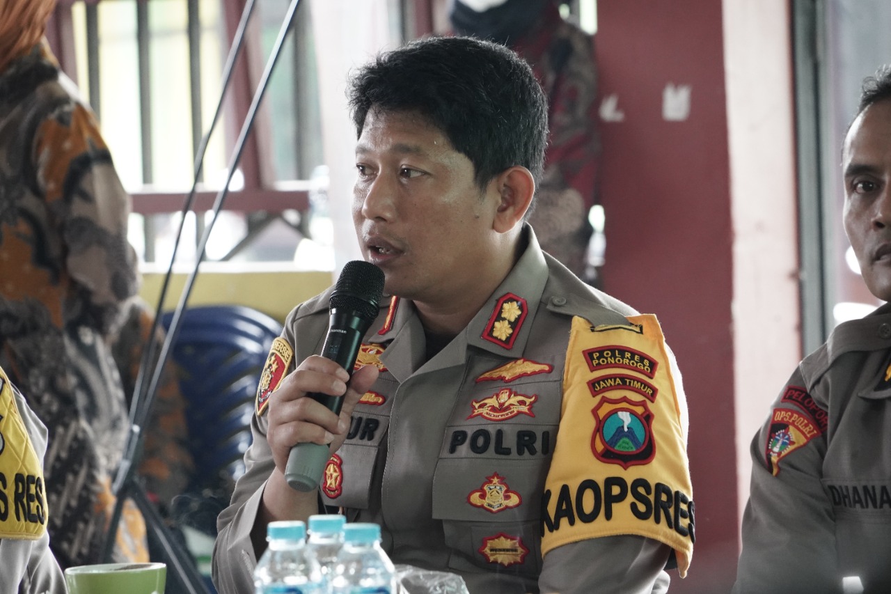 Kapolres Ponorogo AKBP Catur C. Wibowo