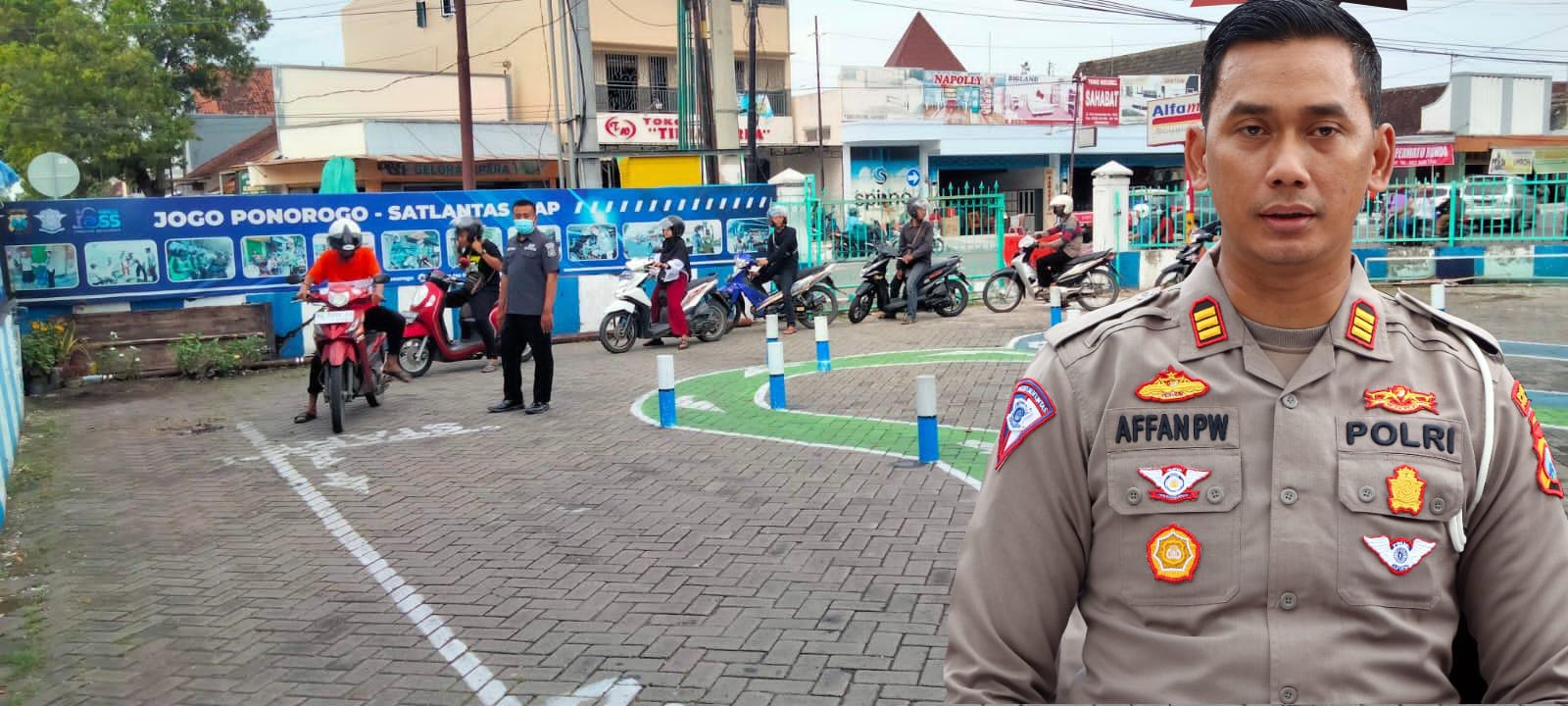 Kasatlantas Polres Ponorogo AKP Affan Priyo Wicaksono
