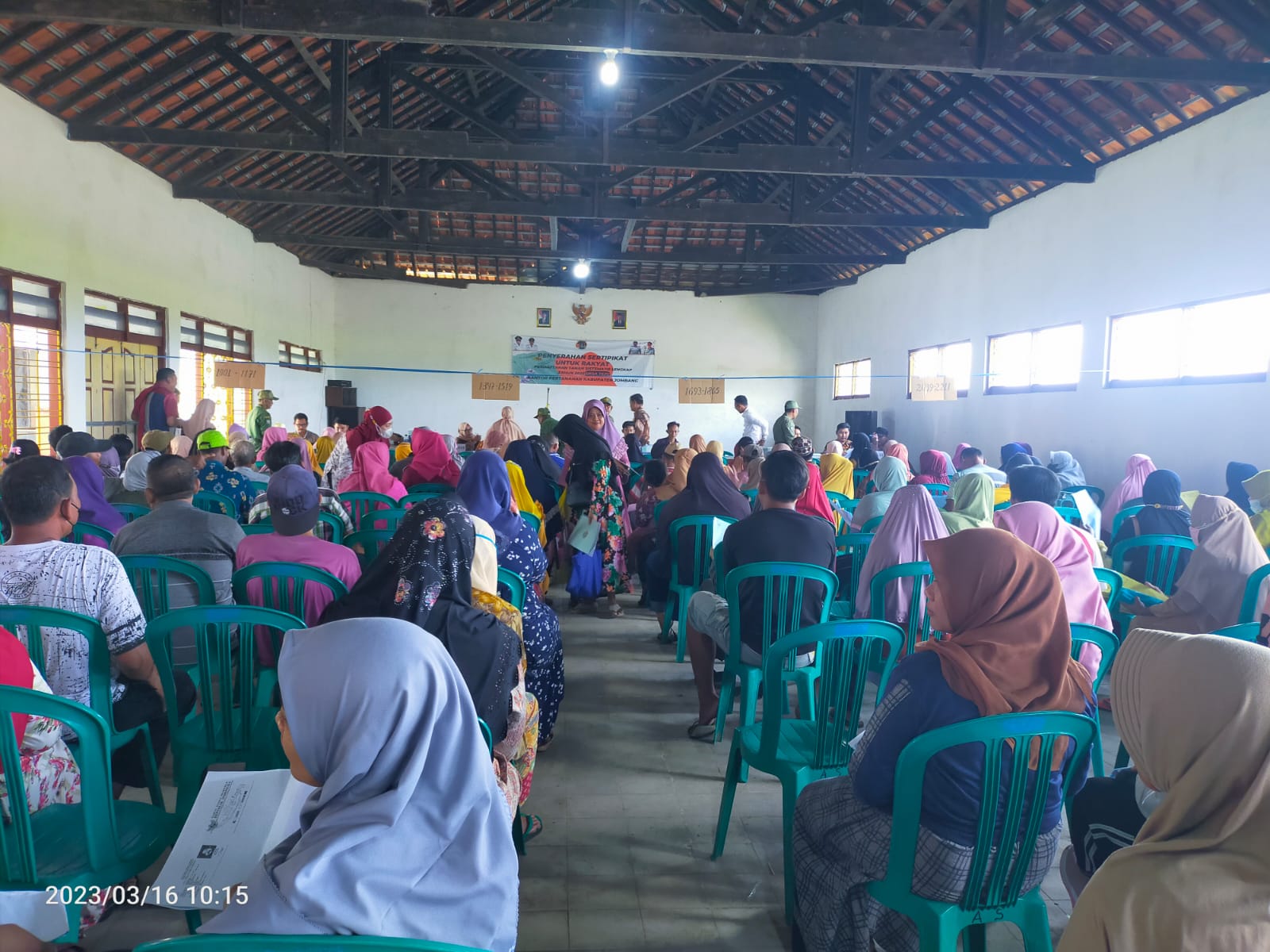 Pembagian Sertifikat di Desa Tejo Jombang